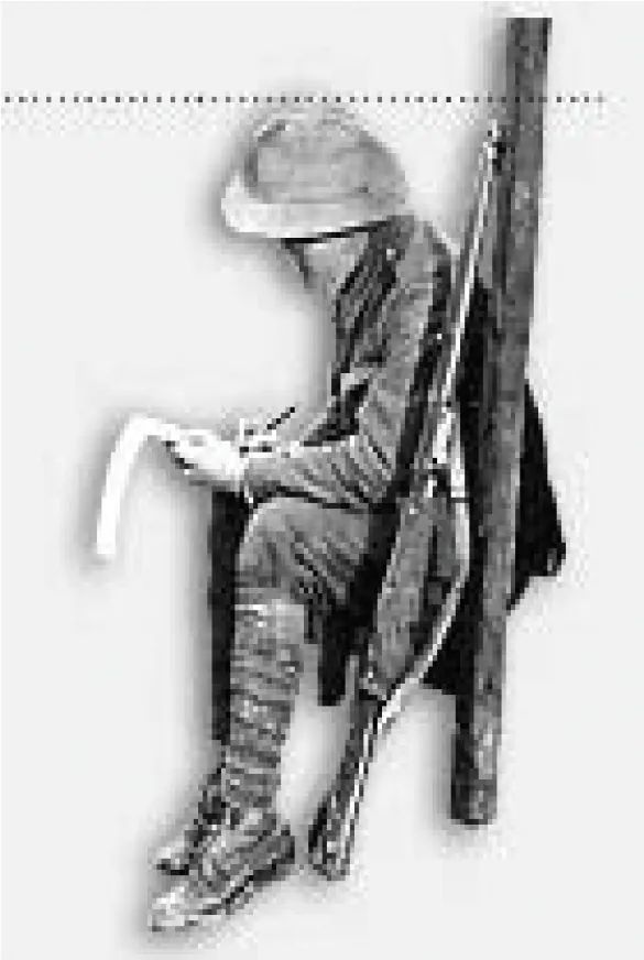 Picture on page 207, section 3c “A Letter from the Trenches”. The book gives no caption for it.