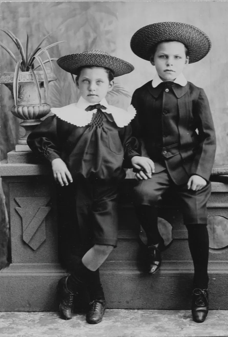 Walter and Herbert Host c 1900